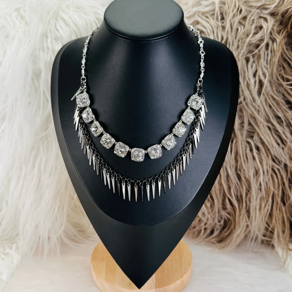 Interesting Silvertone bling costume statement necklace